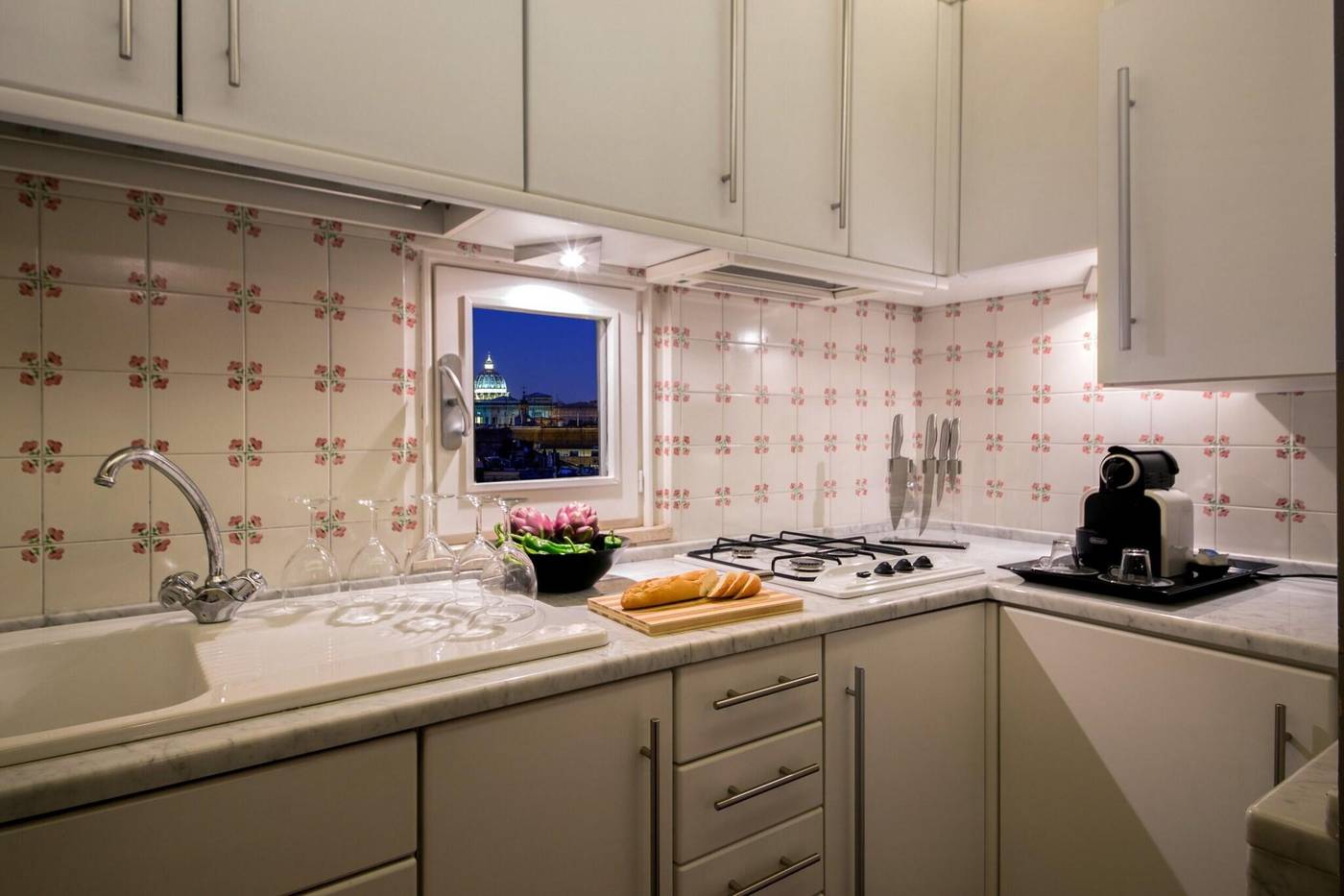 Inn-At-The-Spanish-Steps-Room-65