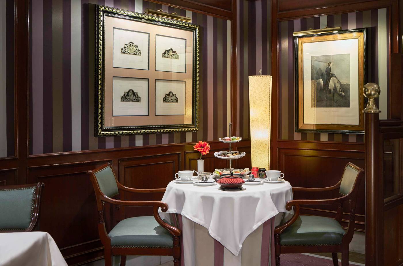 Sercotel-Gran-Hotel-Conde-Duque-Restaurant-12