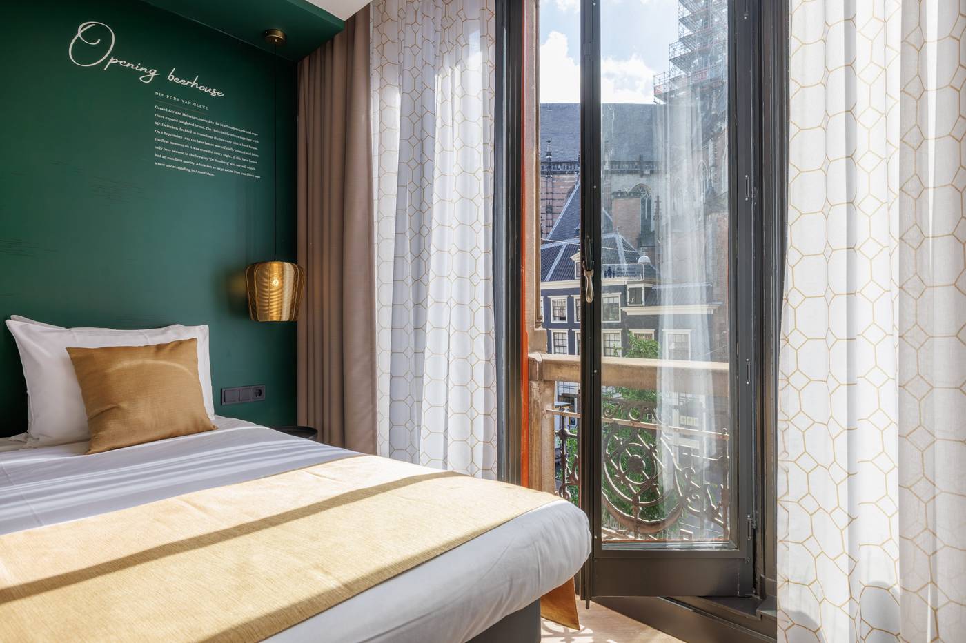 Die-Port-Van-Cleve-Room-47