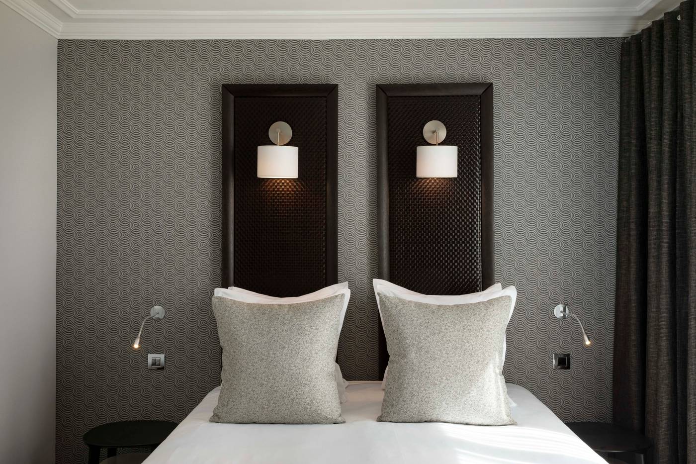 Hotel-Elysees-Regencia-Room-44