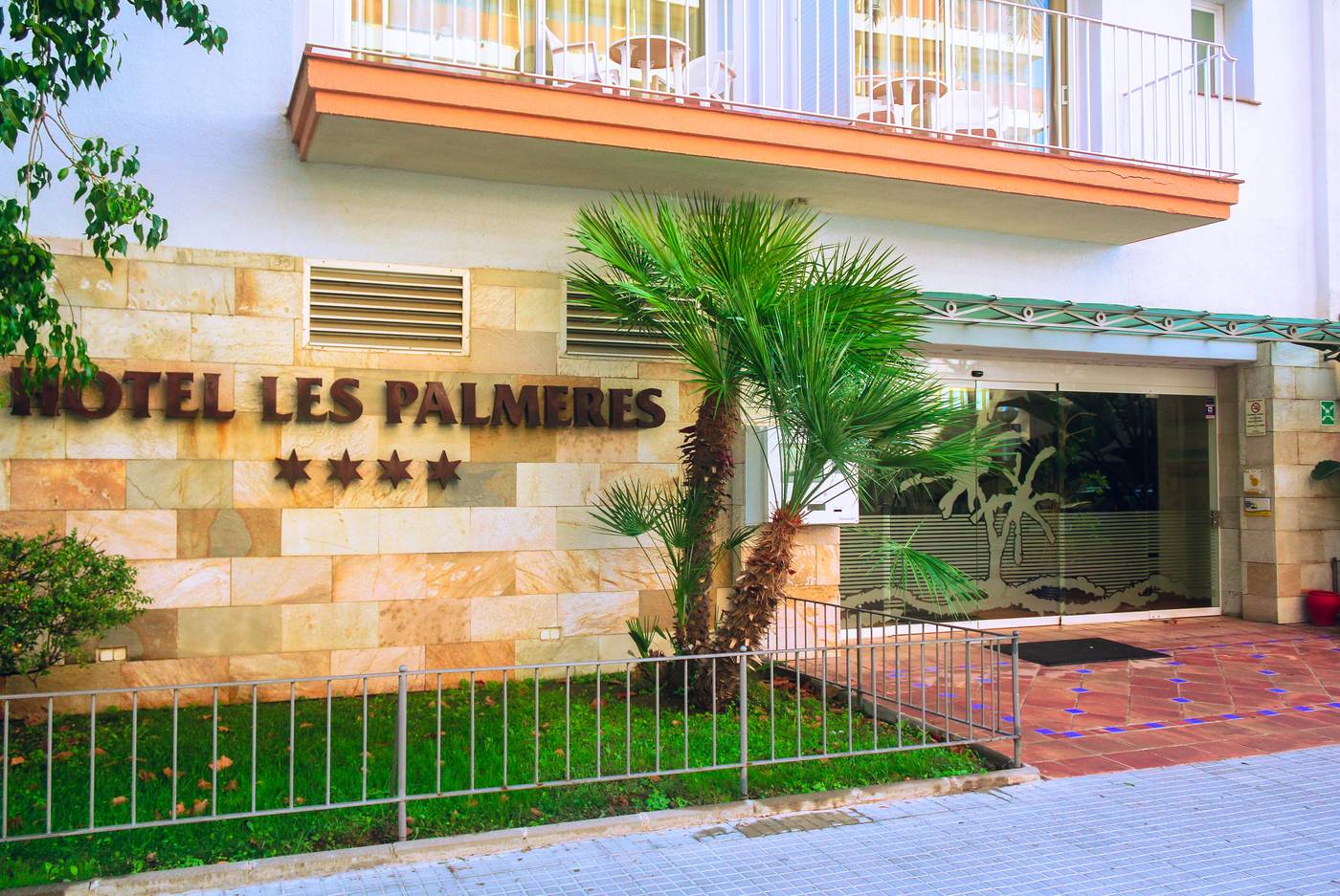 Les-Palmeres-General-view-10