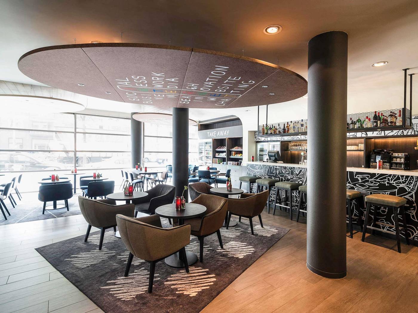 ibis-Amsterdam-Centre-Stopera-Bar-12