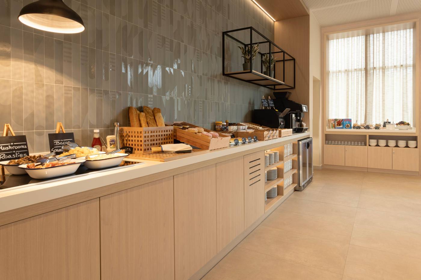 Staybridge-Suites-Malaga-Restaurant-22