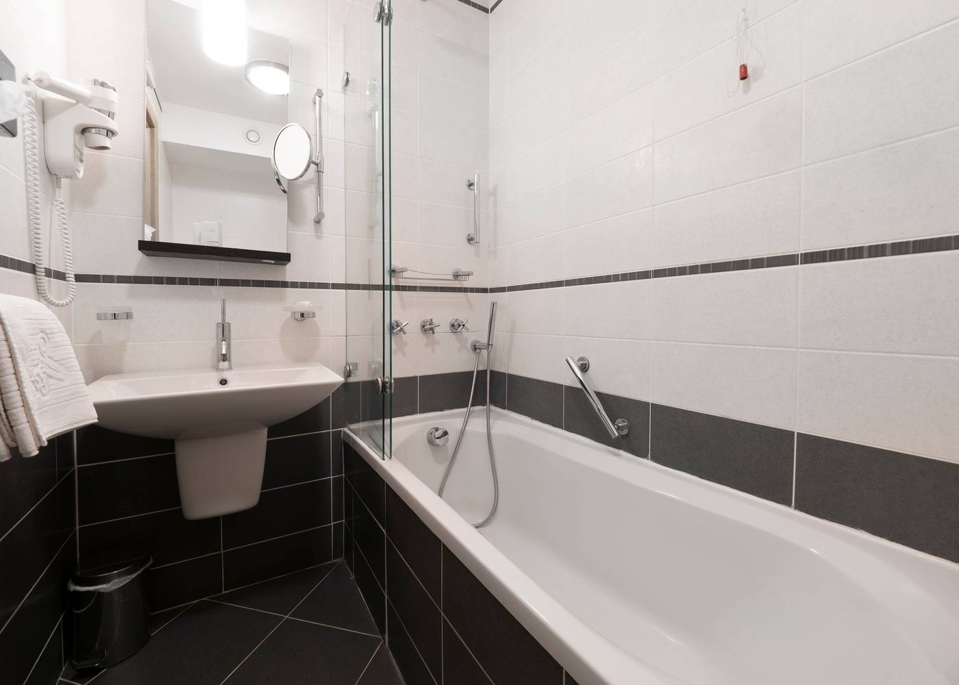 Monte-Casa-Spa-Wellness-de-Luxe-Room-40