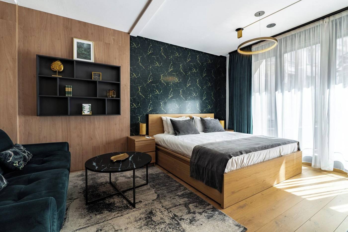 Hotel-Emerald---Suites-Room-39