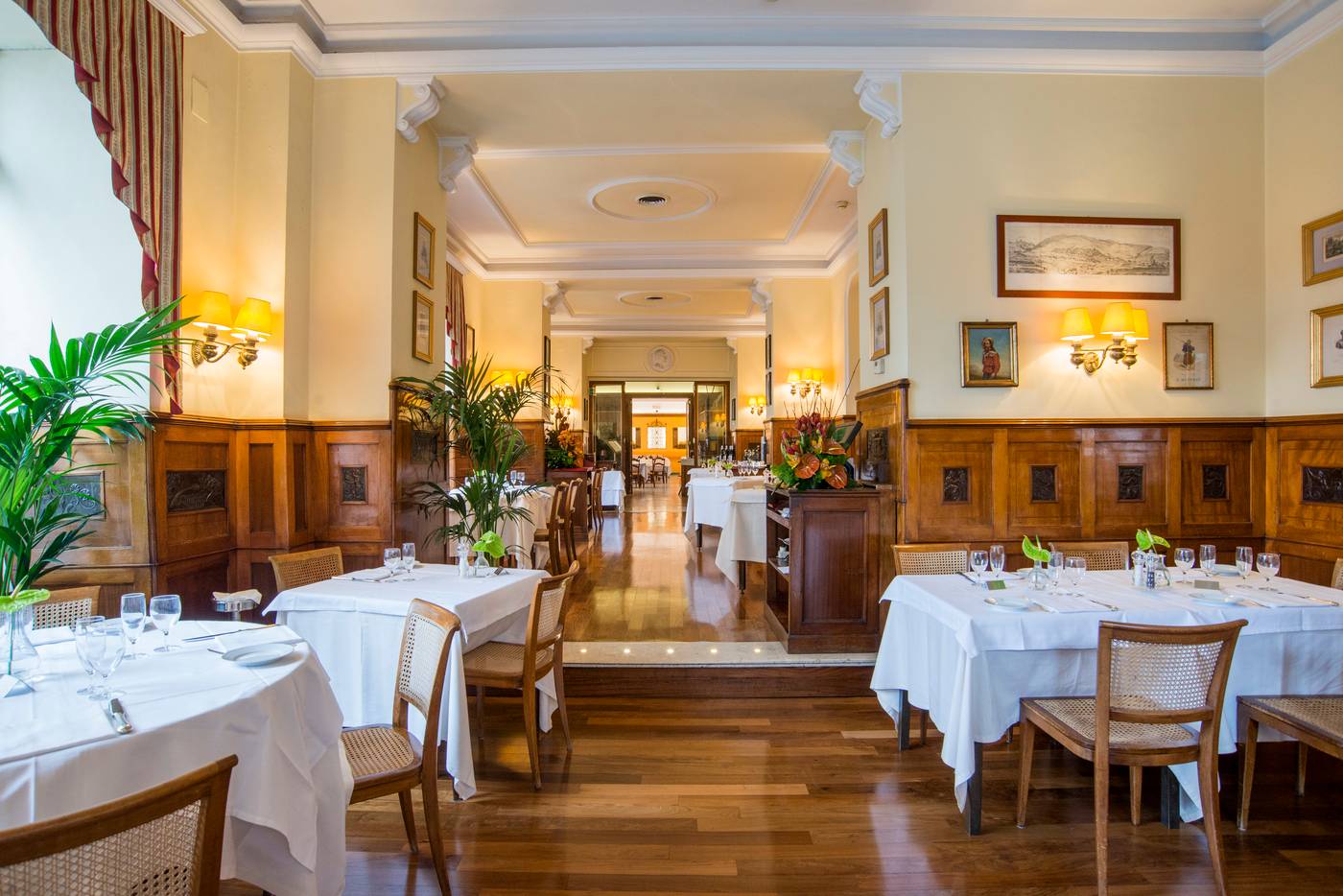 Bettoja-Hotel-Mediterraneo-Restaurant-50