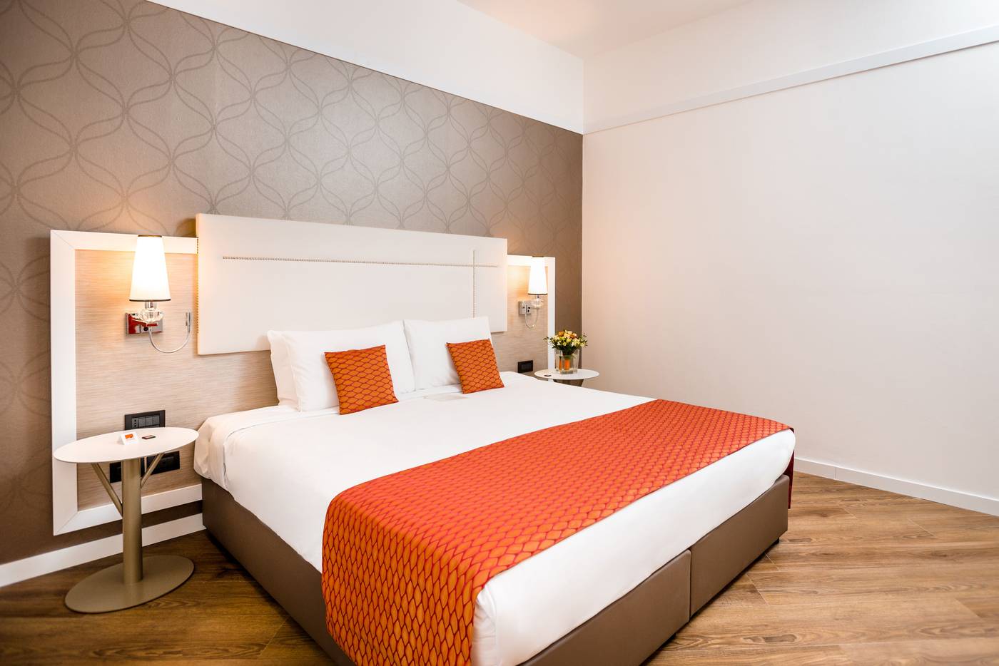 Ikonik-Parlament-Room-4