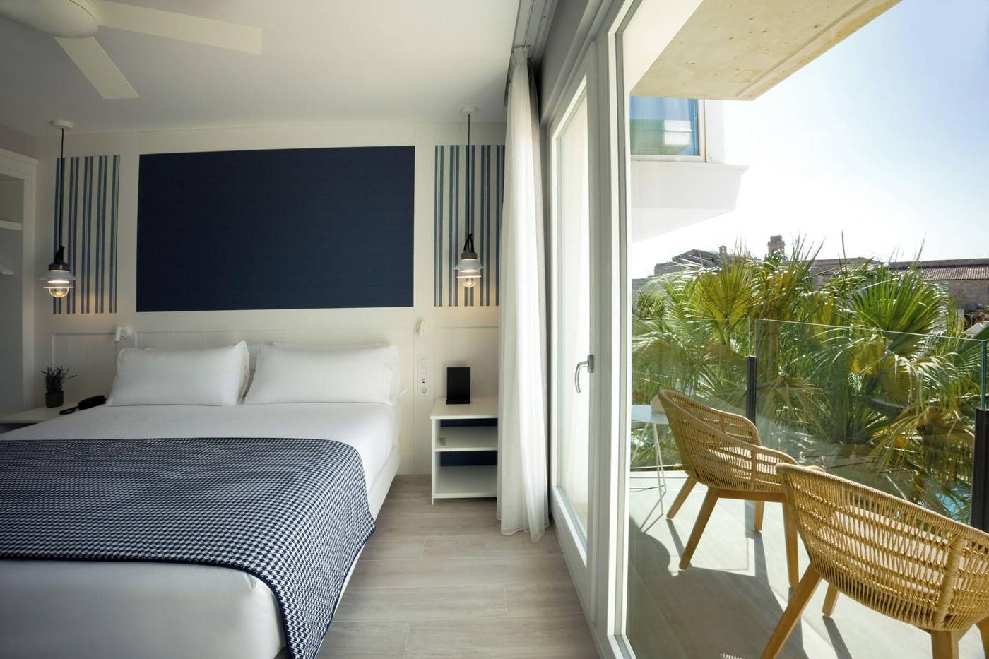 Catalonia-Mirador-des-Port-Room-30