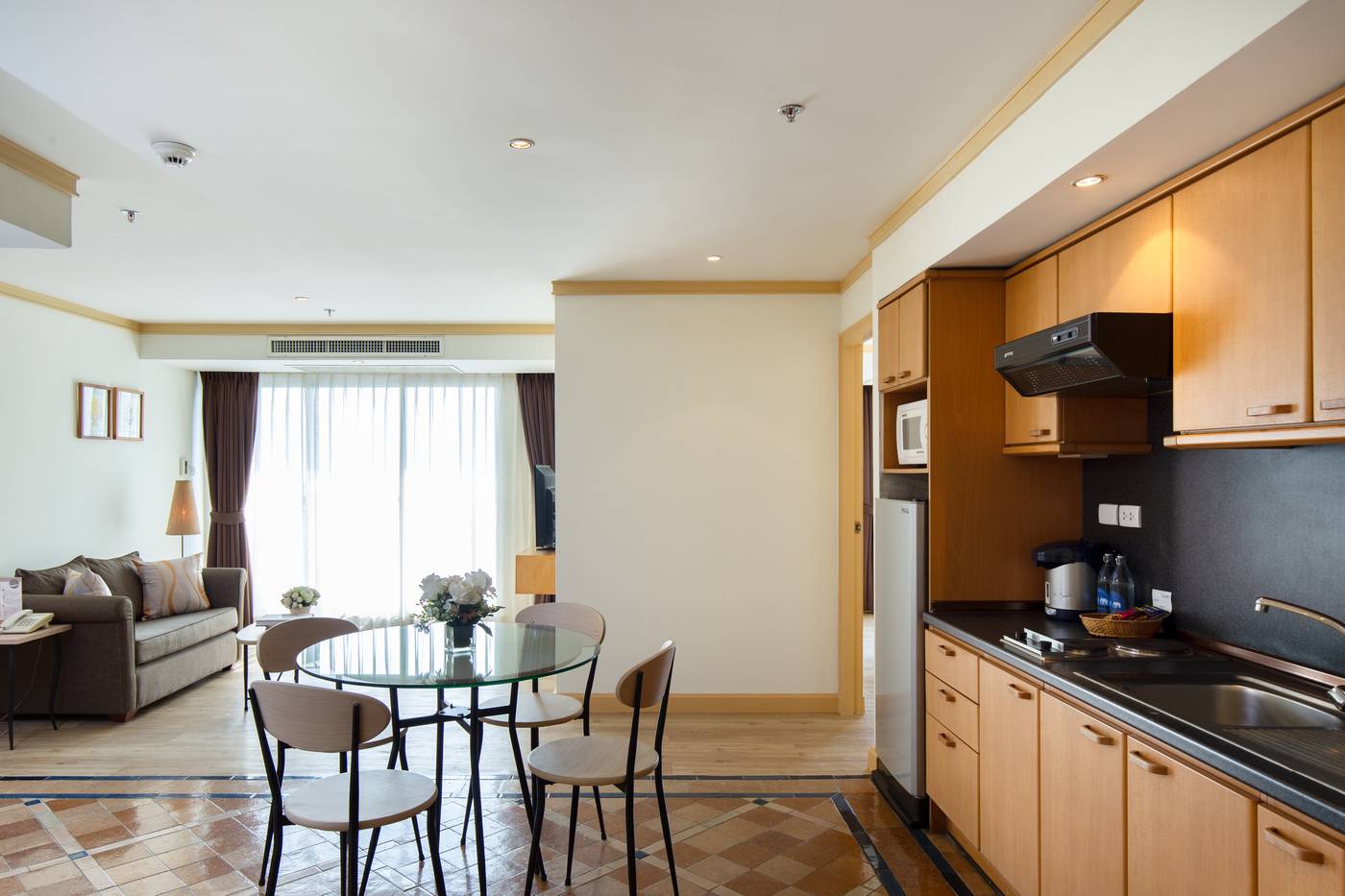 Riverfront-Bangkok-Room-21