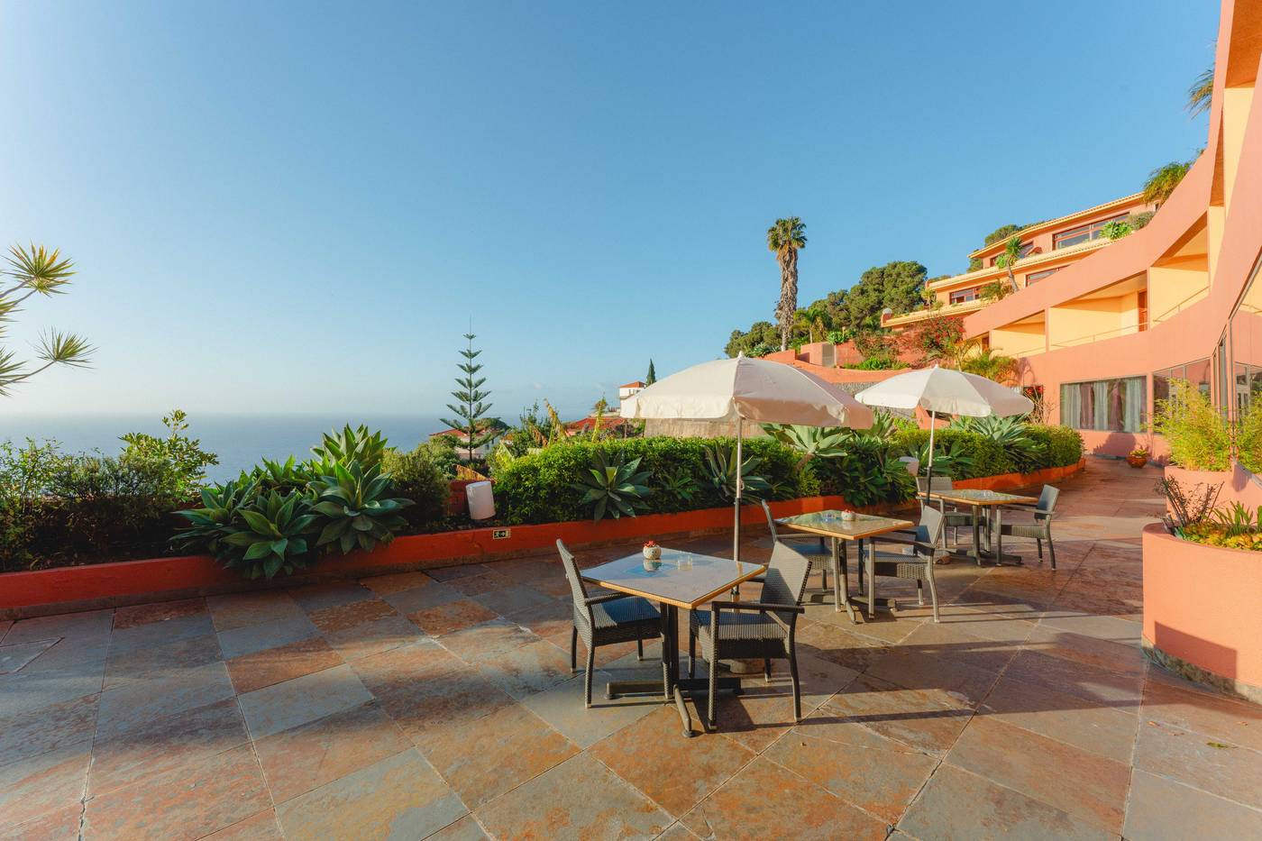 Quinta-Splendida-Wellness---Botanical-Garden-General-view-5