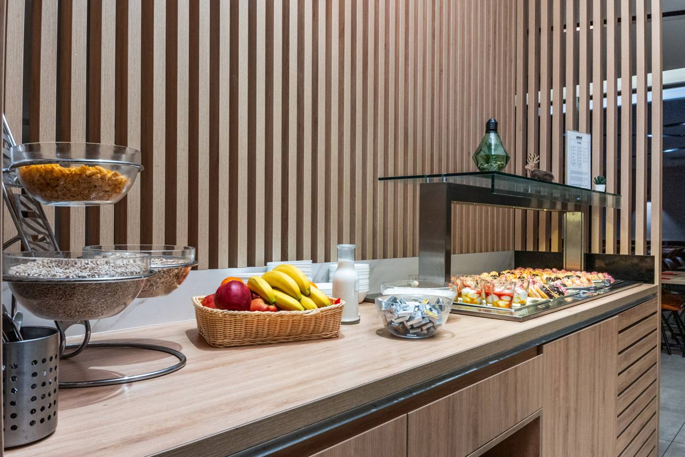 Akeah-Verdi-Budapest-Restaurant-26