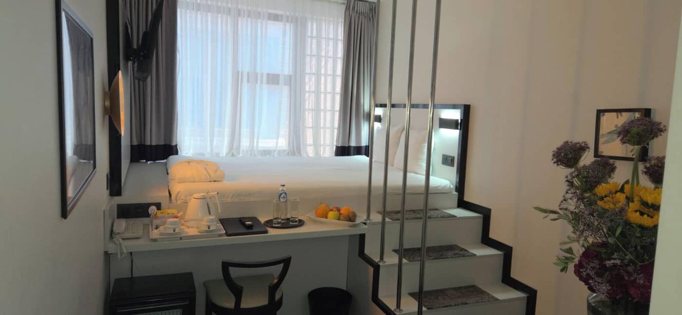 Floris-Arlequin-Grand-Place-Room-56