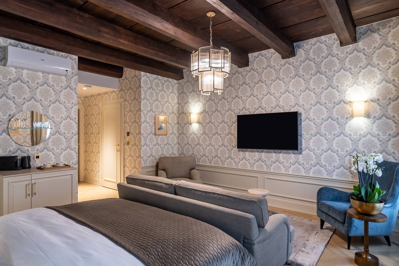 Hotel Unicus Palace Old Town - Destigo Hotels-Poland-Krakow-Room-9