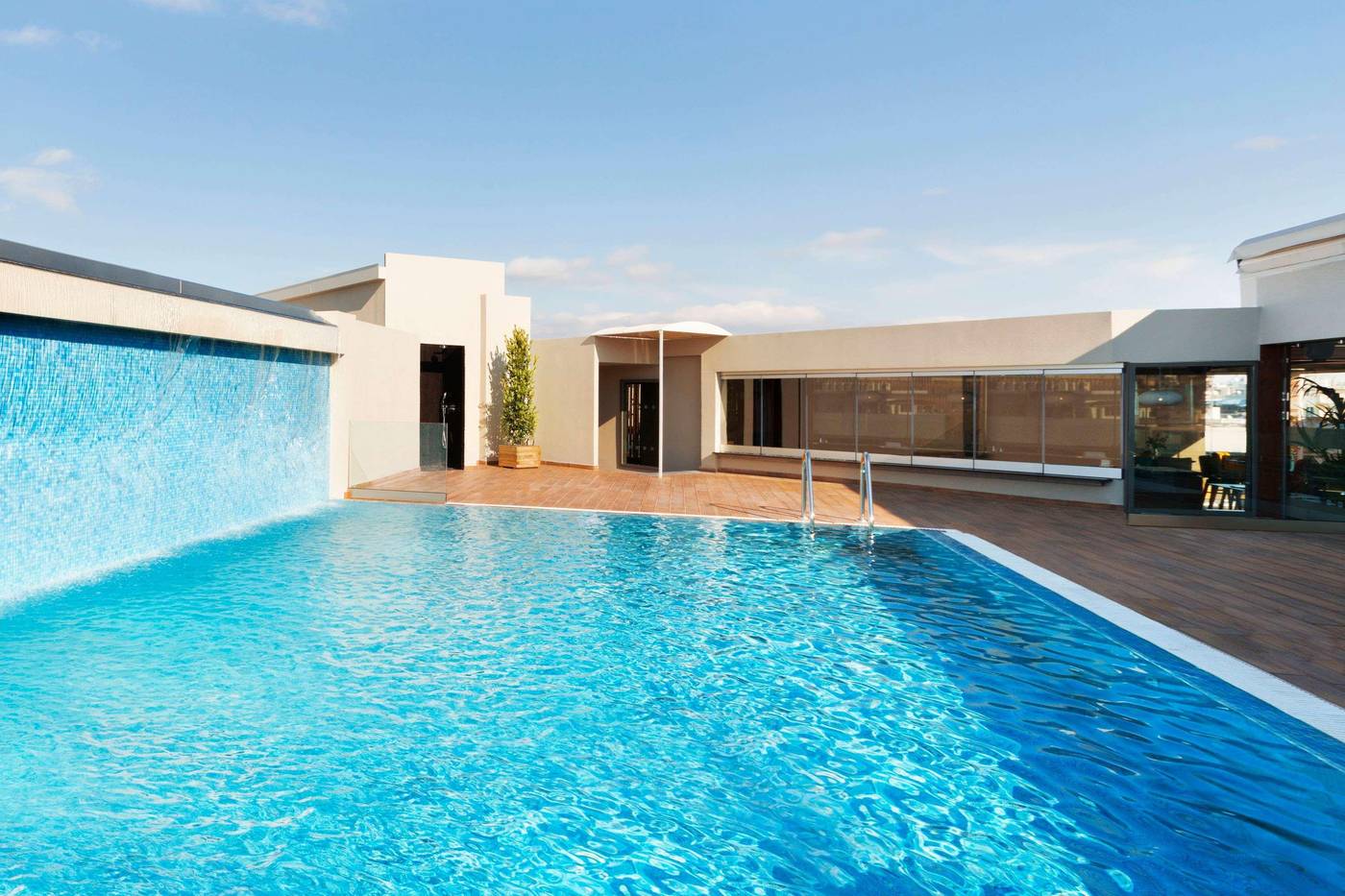 Wyndham-Grand-Athens-Pool-61