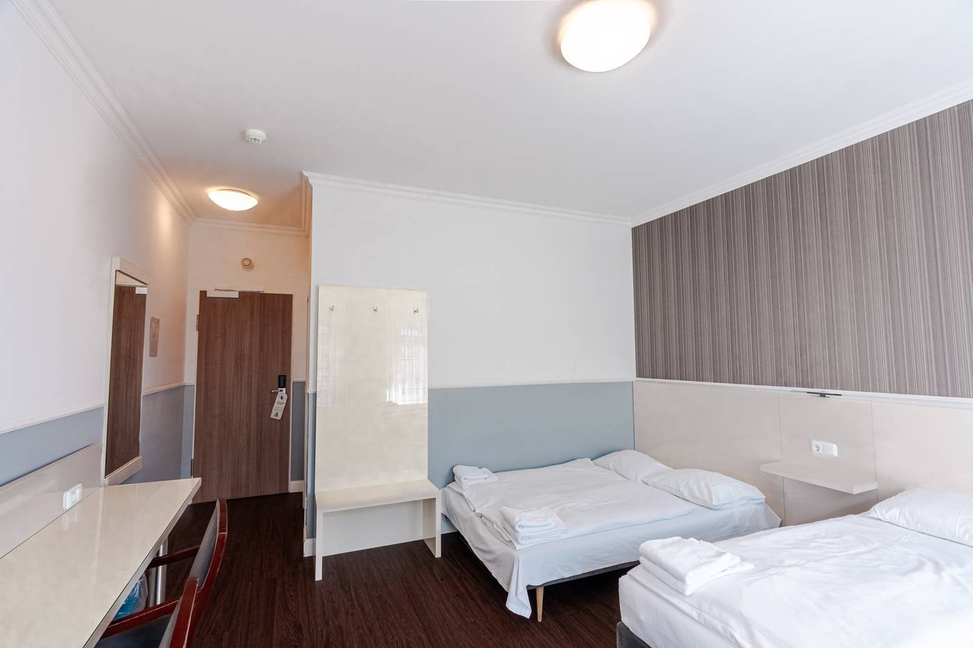 Hotel-Prens-Berlin-Room-18