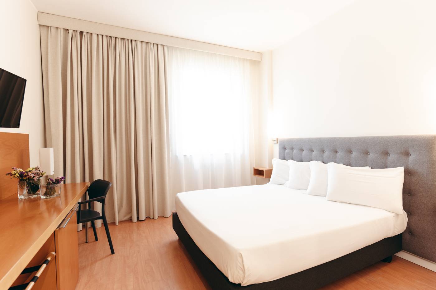 Hotel Excelsior Bari-Italy-BARI -Room-9