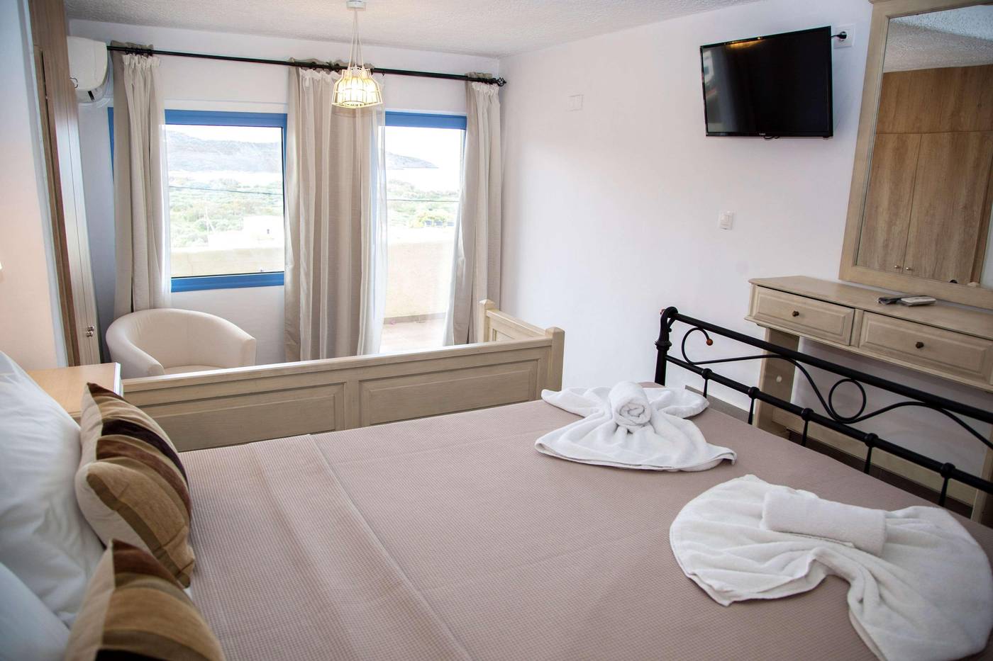 Elpida-Village-Room-23