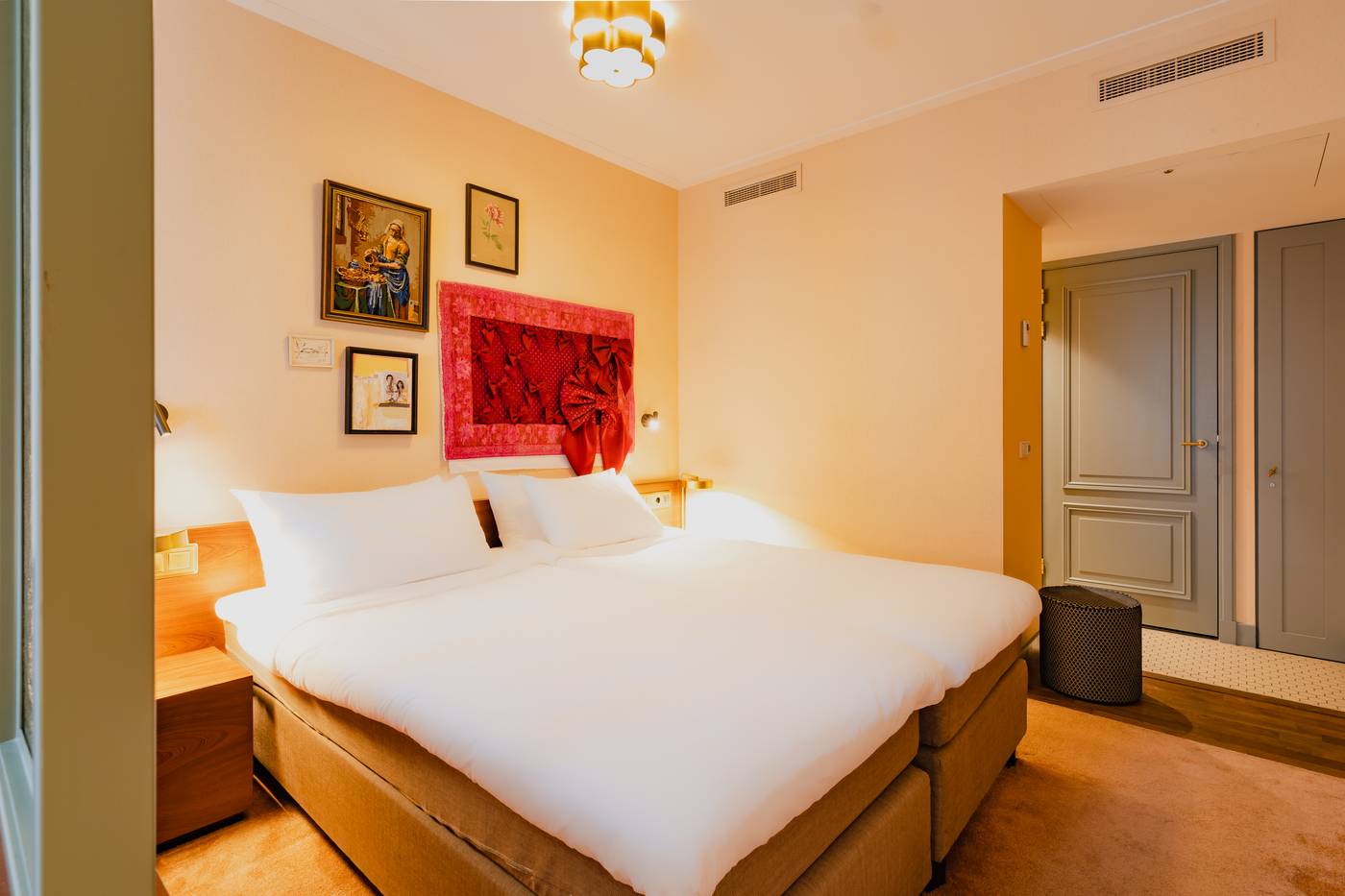 Mercier-Hotel-Room-44