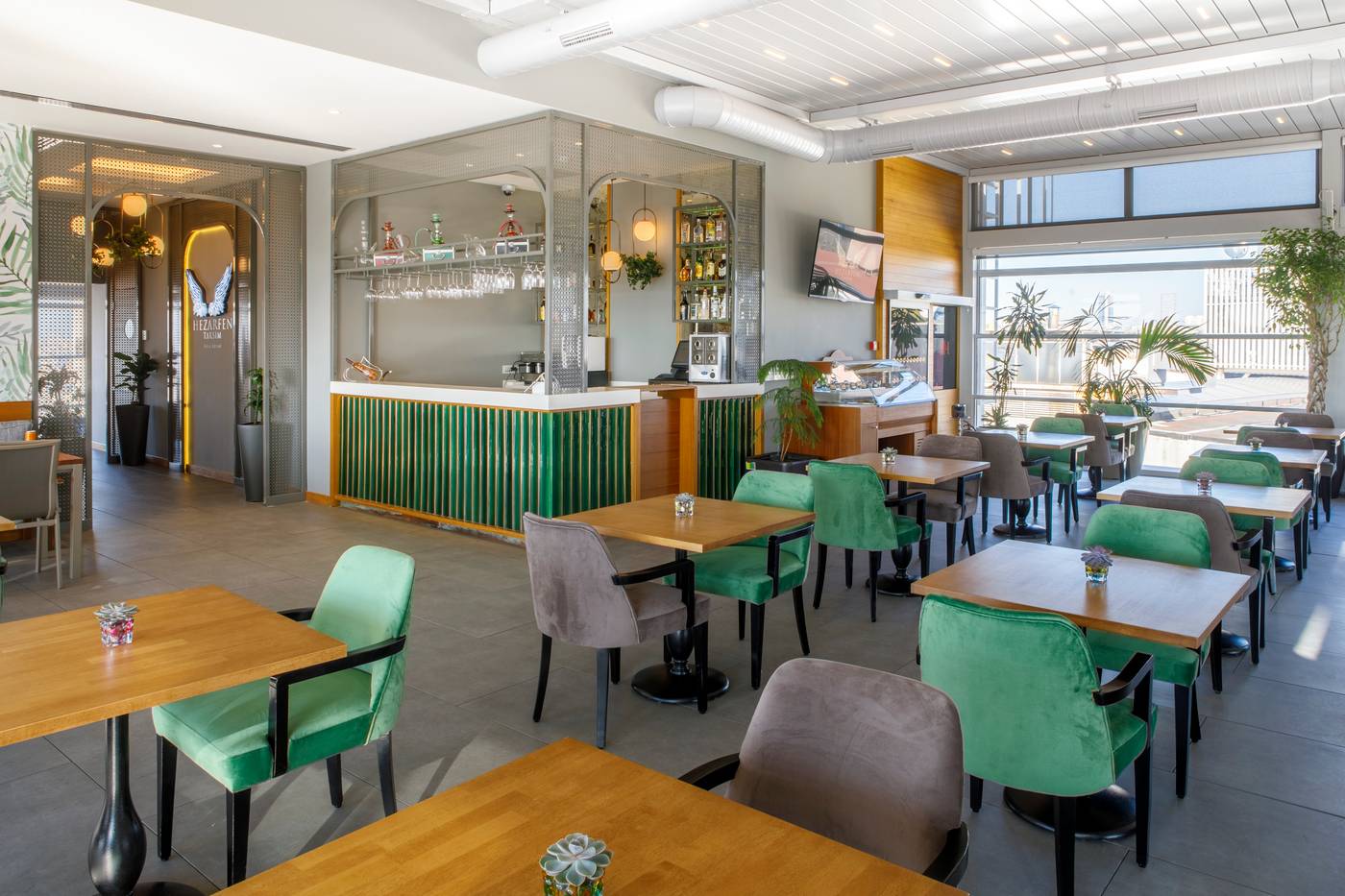 CVK-Taksim-Hotel-Istanbul-Terrace-21