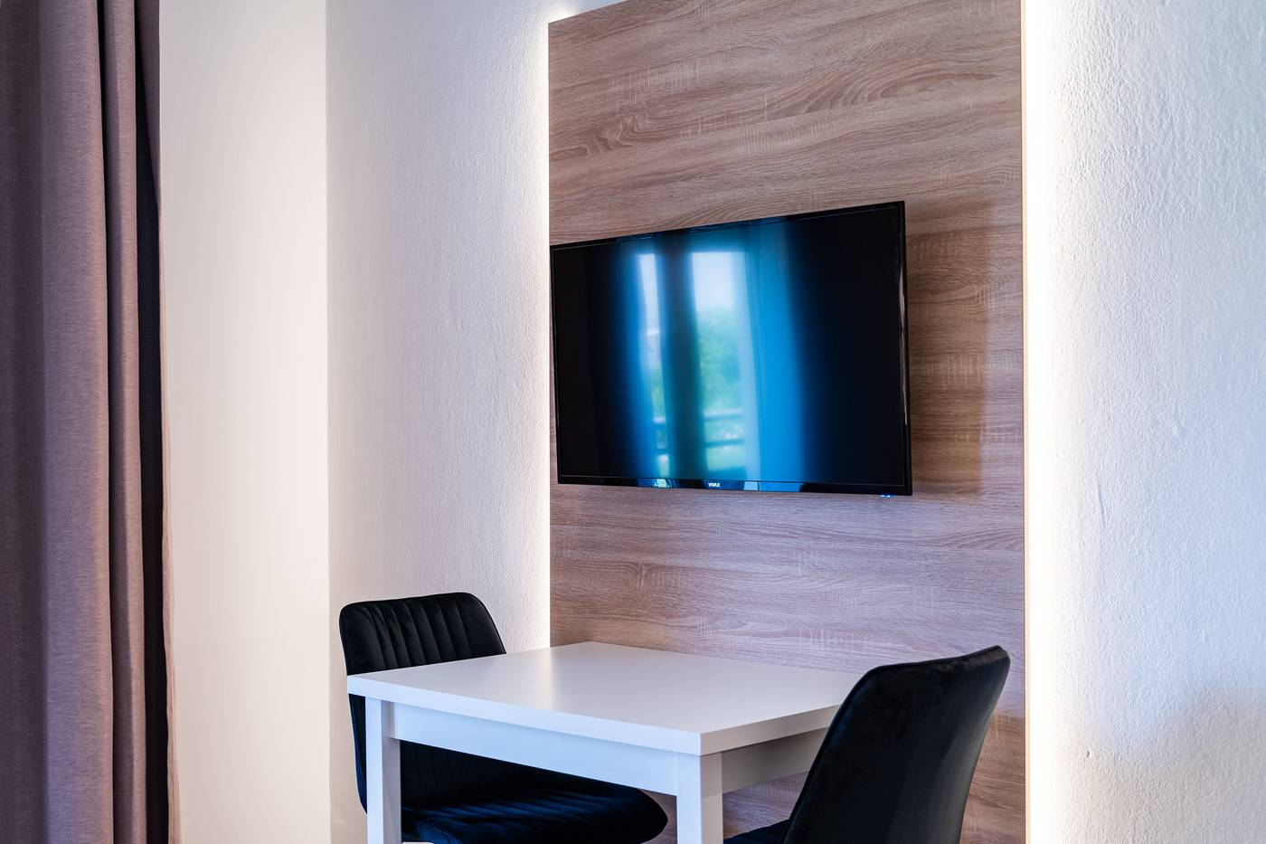 Bacan-Serviced-Apartments-General-view-47