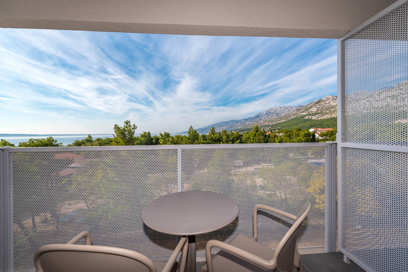 Bluesun-Holiday-Village-Alan-Room-32