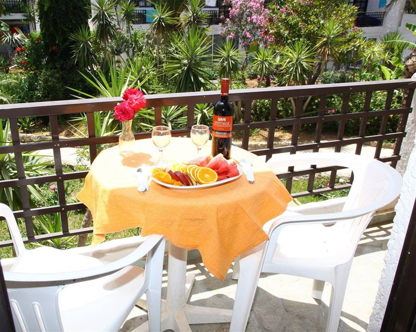 Sandy-Beach-General-view-8