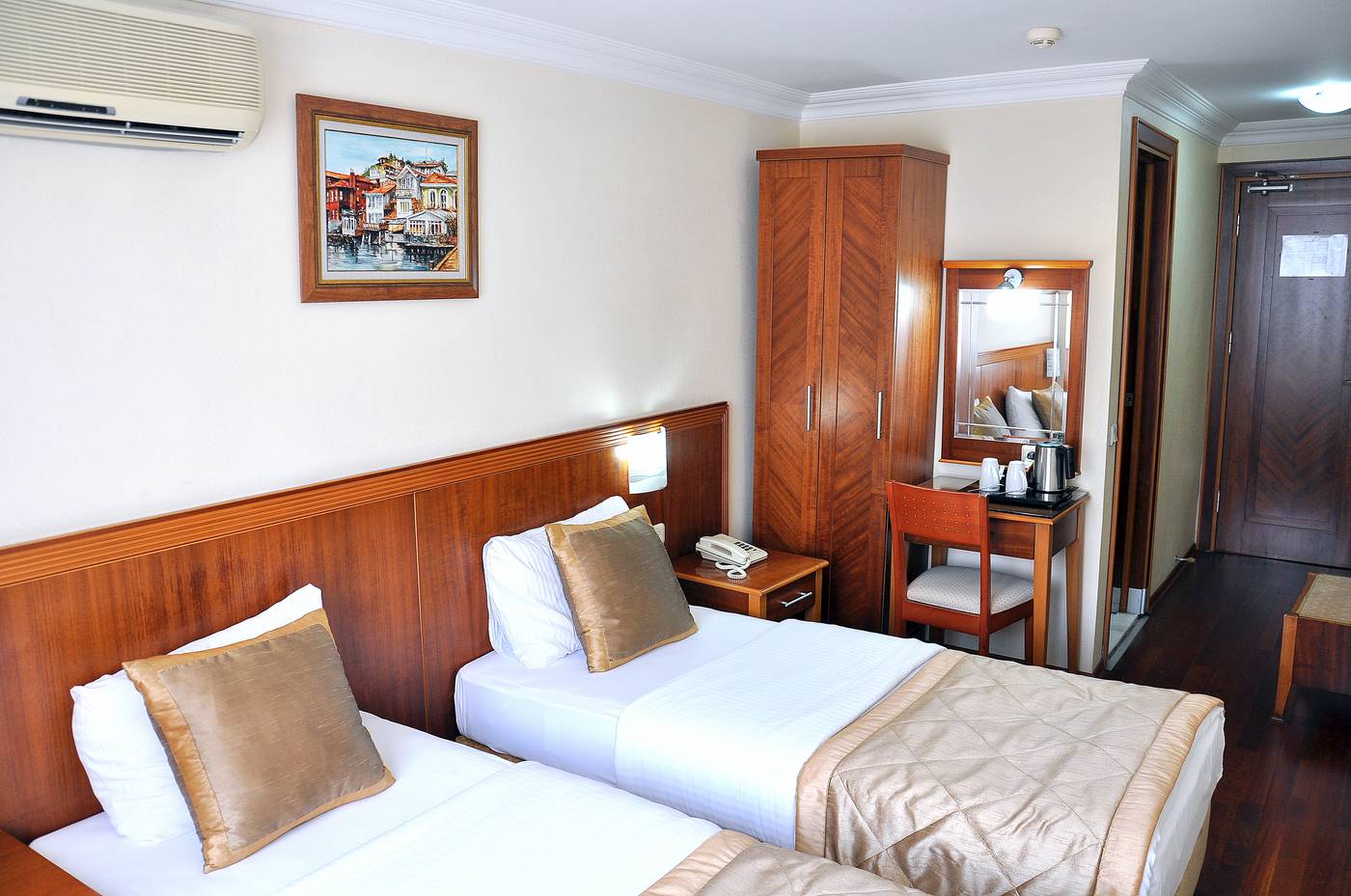 Centrum-Hotel-Room-3
