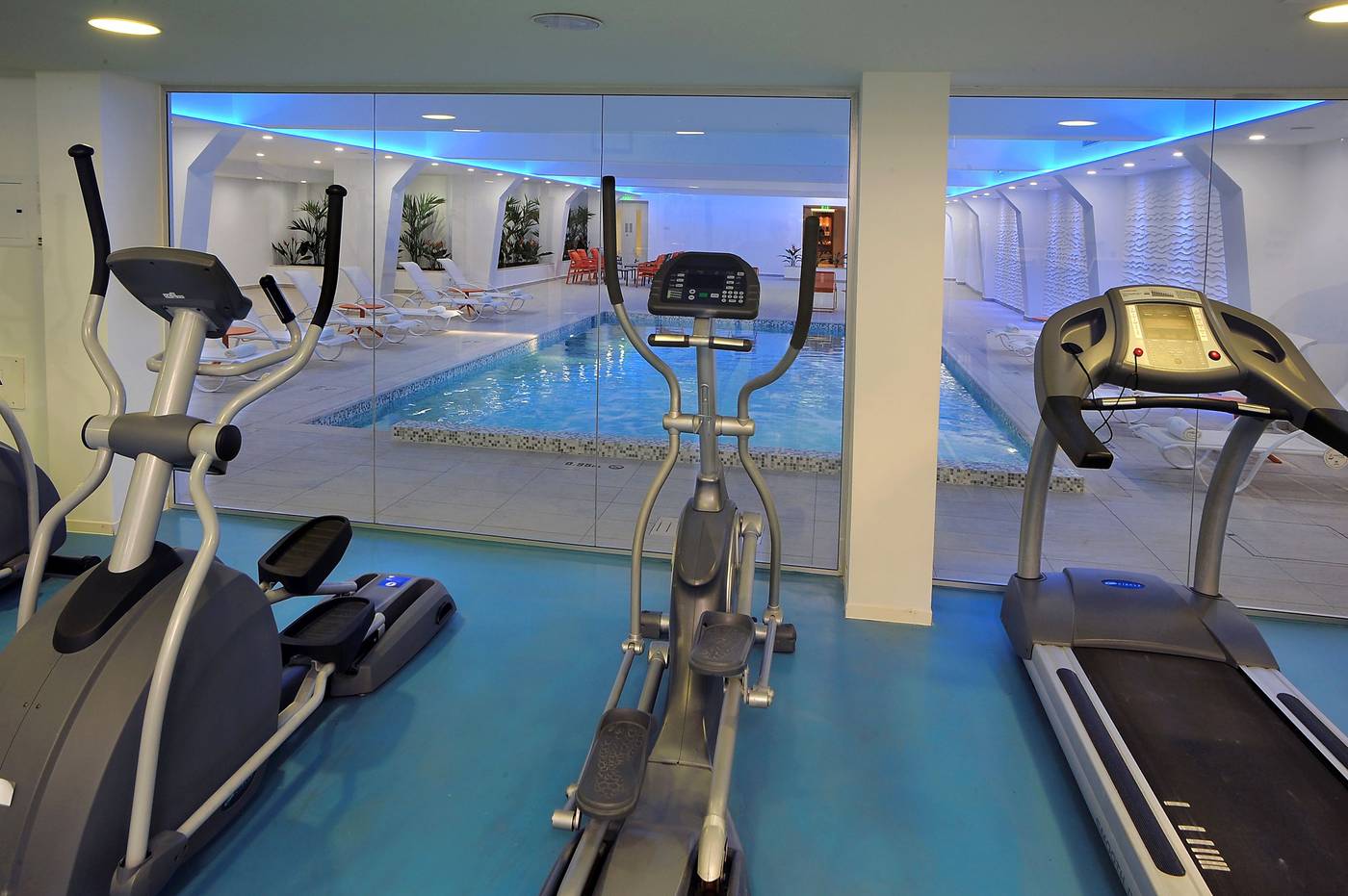 Hotel-Nestor-Sports-and-Entertainment-50