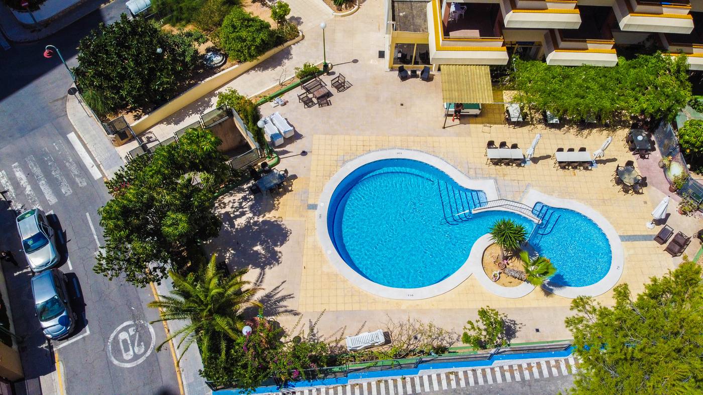 Apartments-Picasso-Pool-2