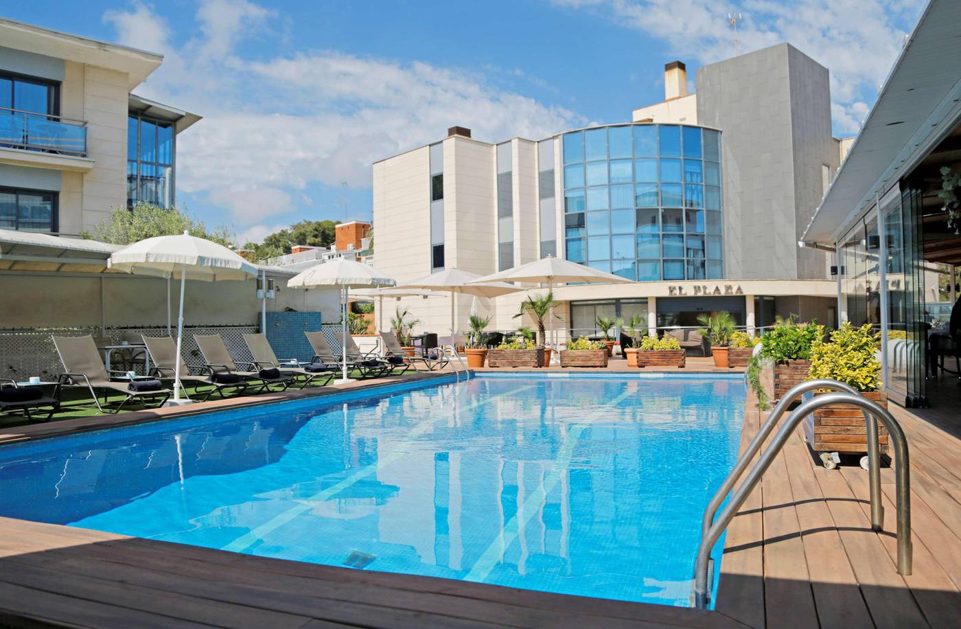 Best-Western-Hotel-Mediterraneo-Pool-1