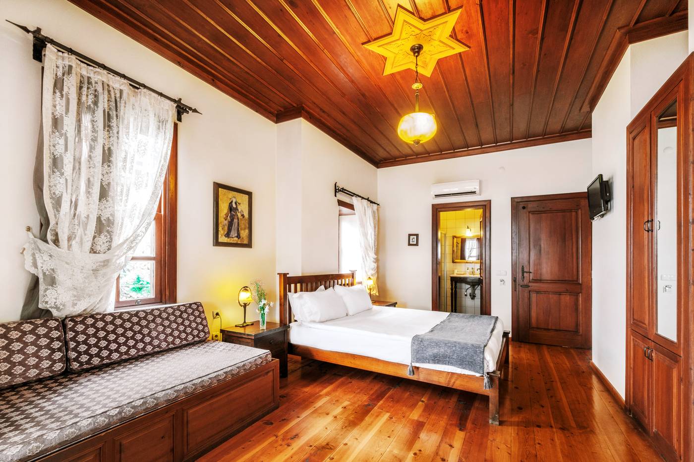 Villa-Turka-Hotel-Room-19