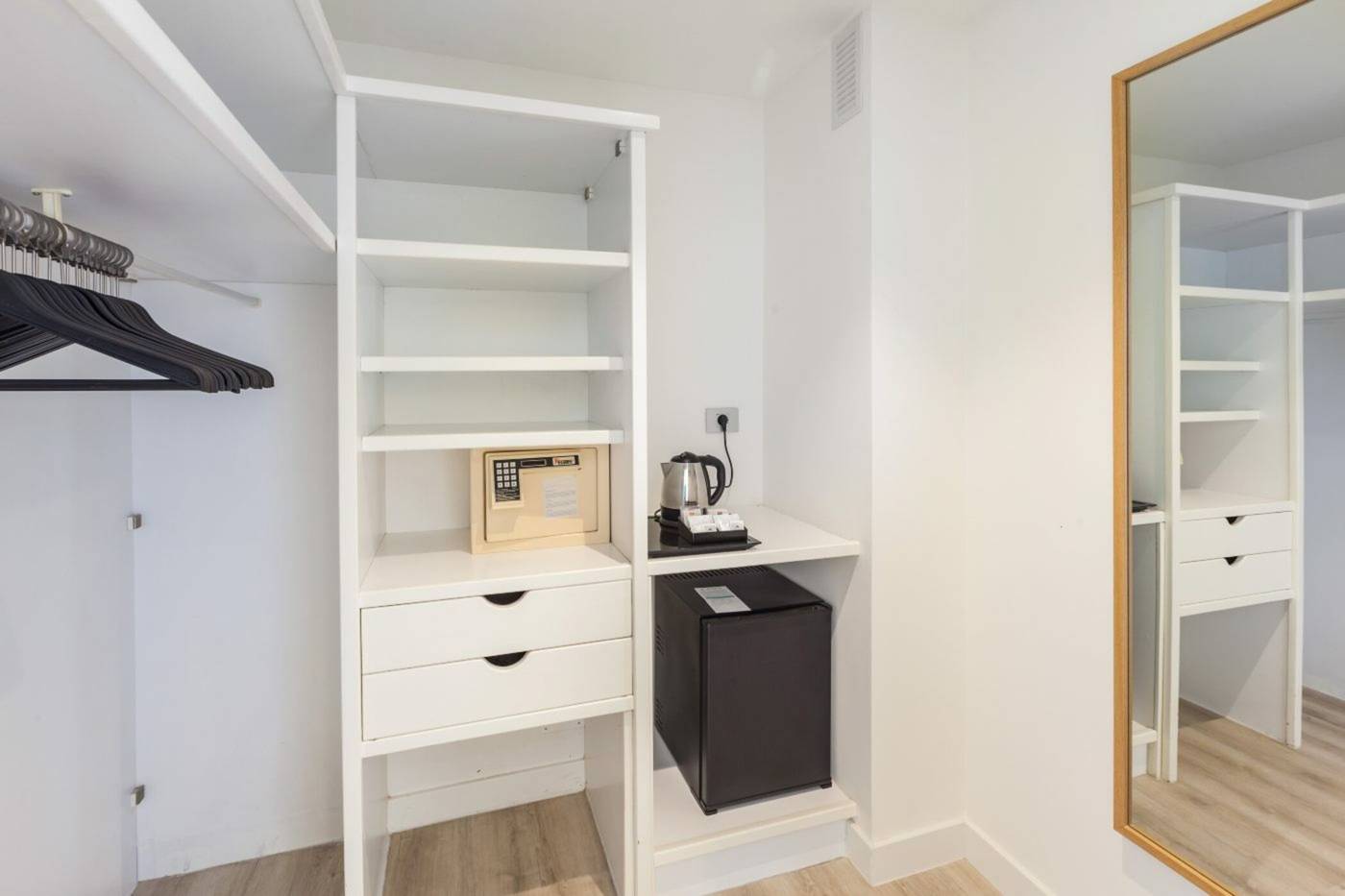 Abora-Interclub-Atlantic-by-Lopesan-Hotels-Room-43