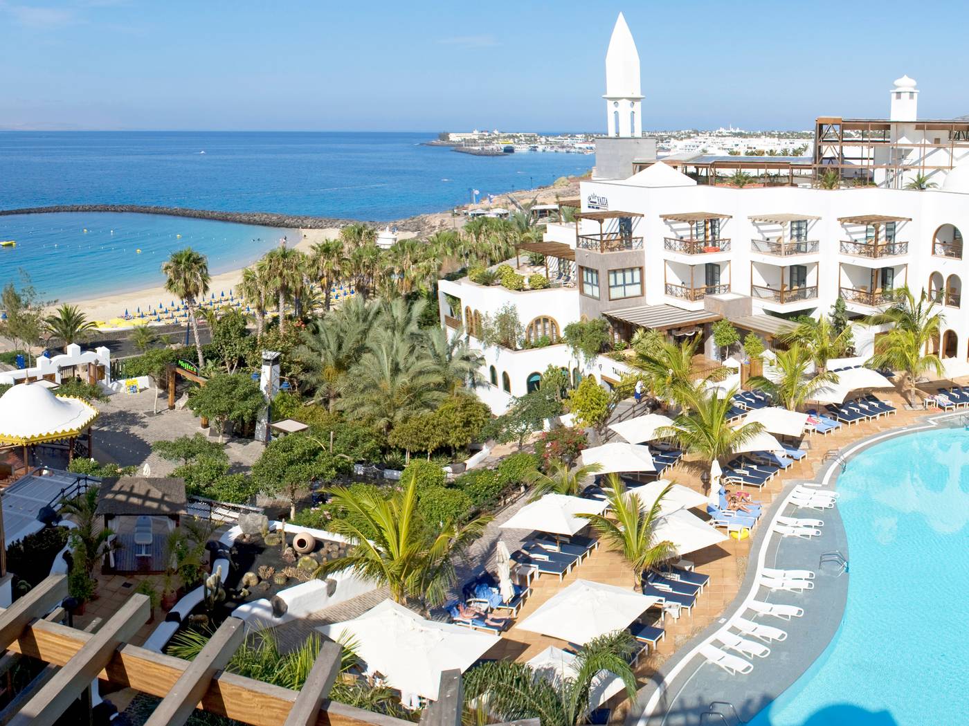 Princesa-Yaiza-Suite-Hotel-Resort-General-view-8