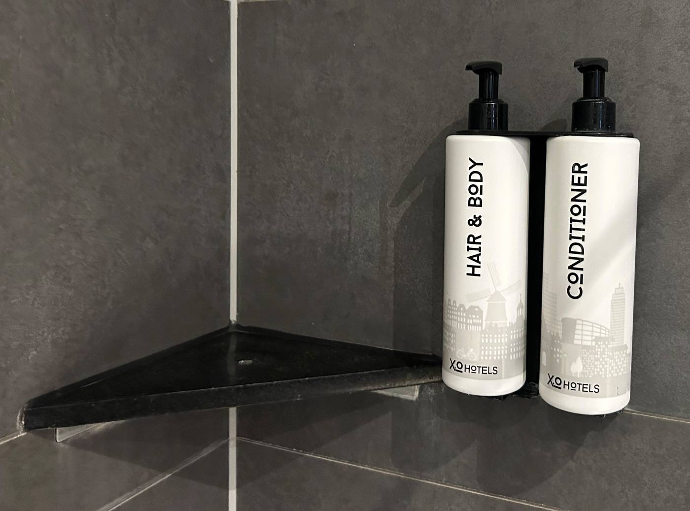 XO-HOTELS-Blue-Square-Room-38