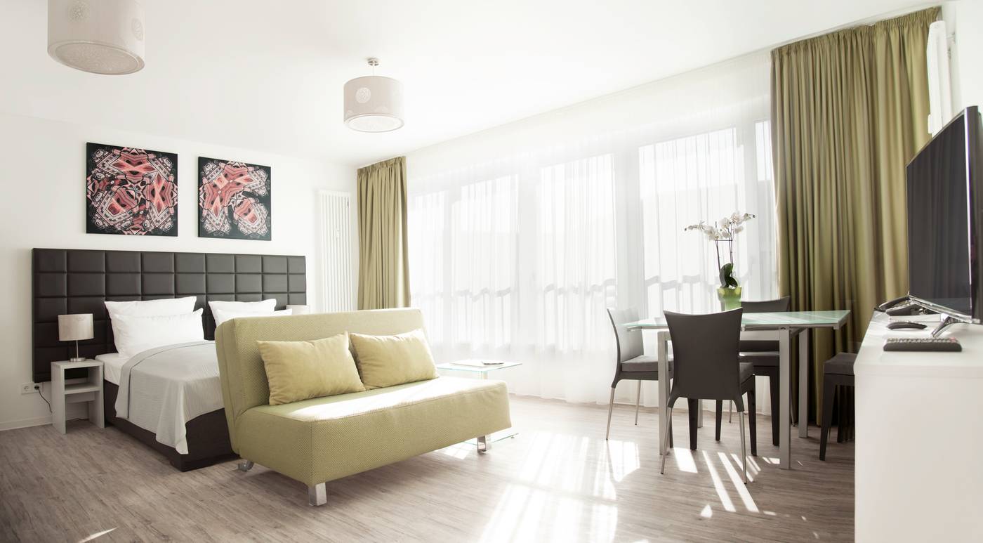 Apartments-Rosenthal-Residence-Room-11