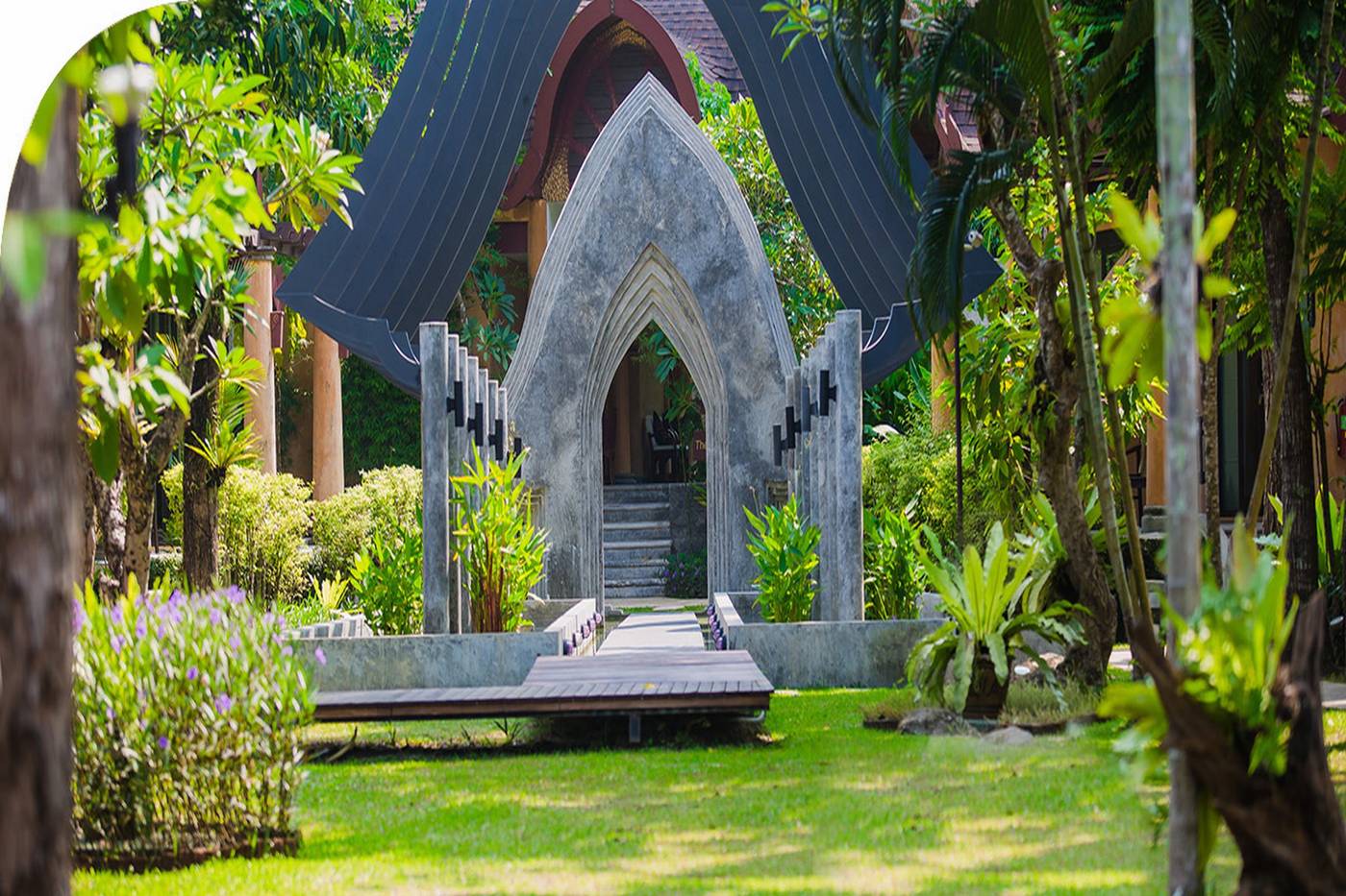 Village-Resort---Spa-Sports-and-Entertainment-9