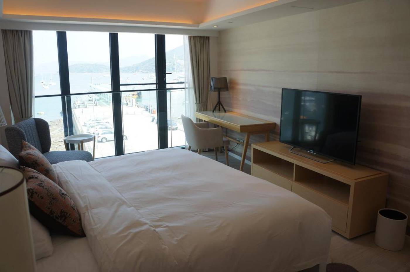The-Pier-Hotel-Room-28