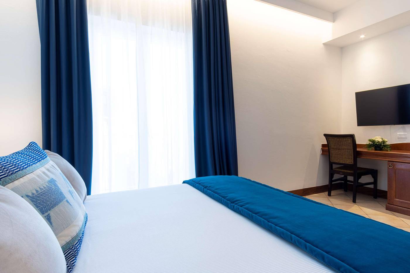 Best-Western-Hotel-Blumarea-Room-27