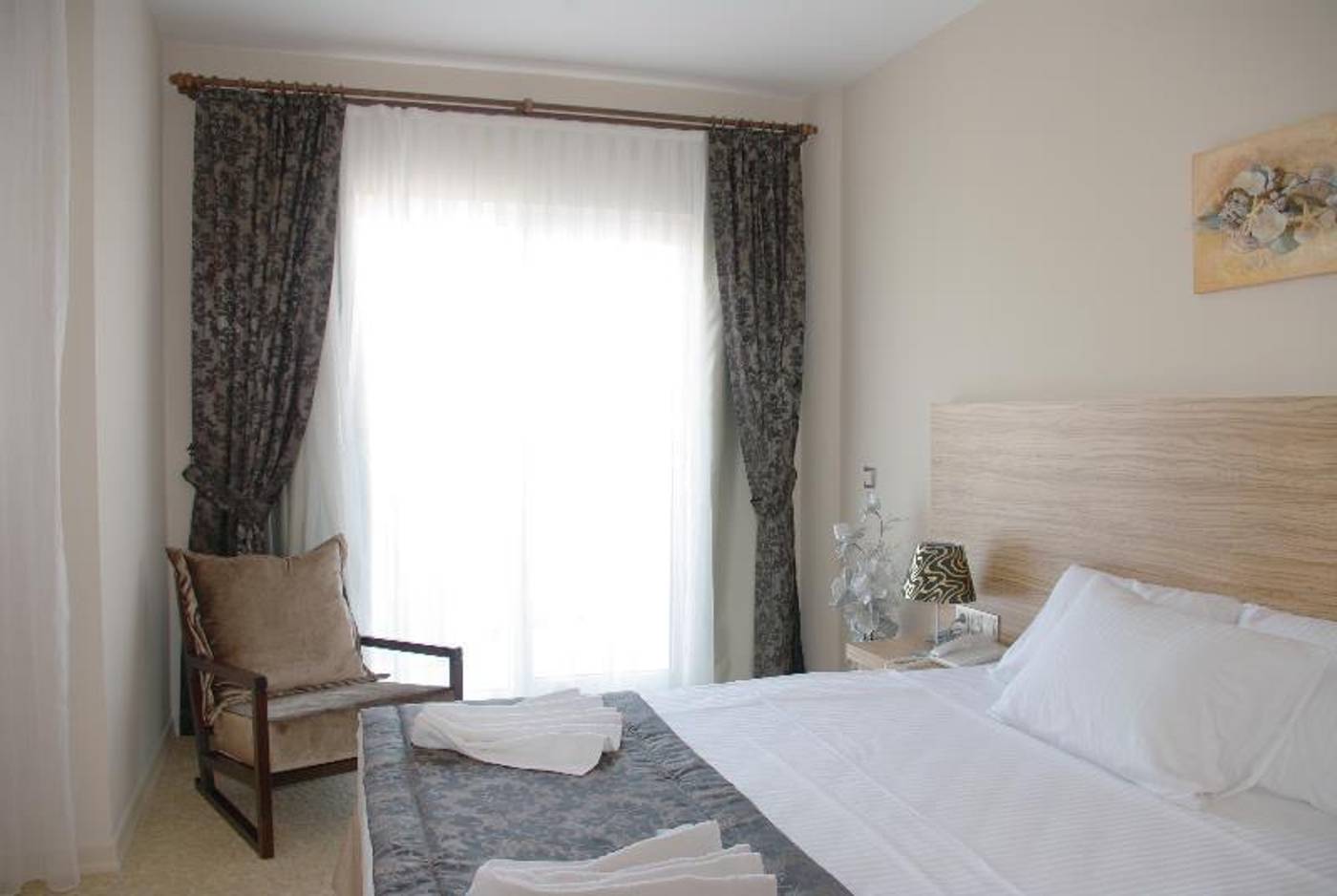 Nevada-Hotel---Spa-Room-24