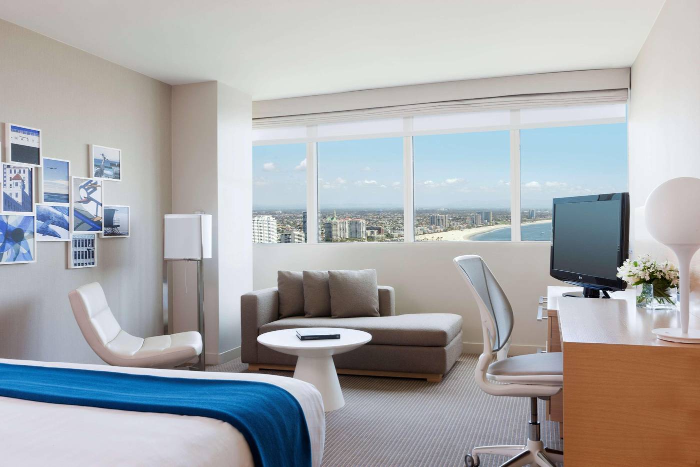 Hyatt-Regency-Long-Beach-Room-7