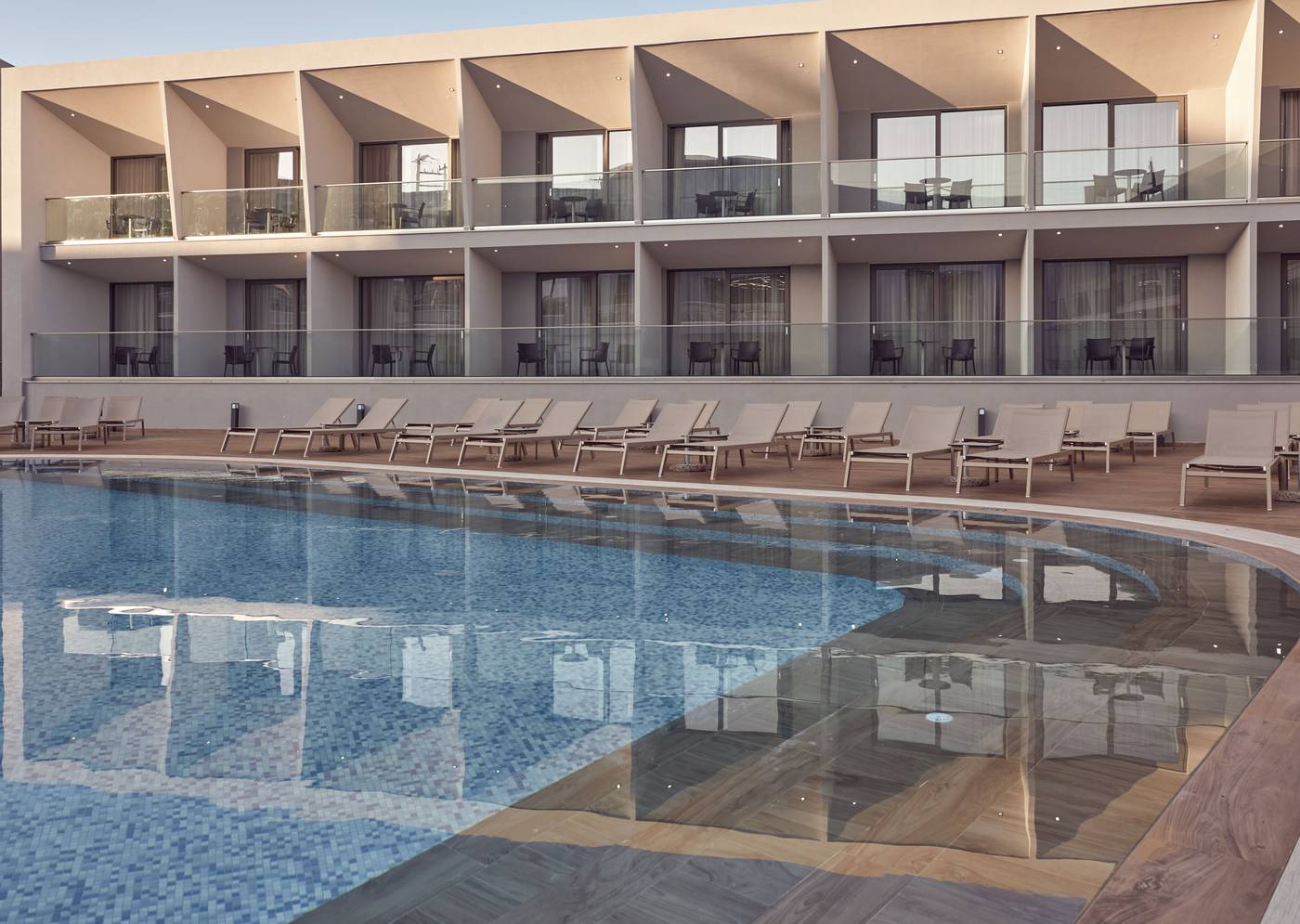 Zante-Sun-Pool-9