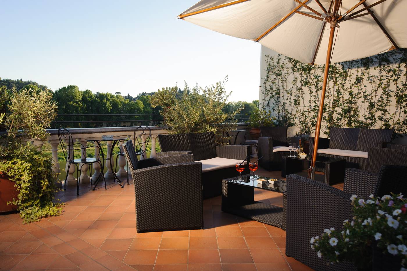 Hotel-Lungarno-Vespucci-50-Terrace-34