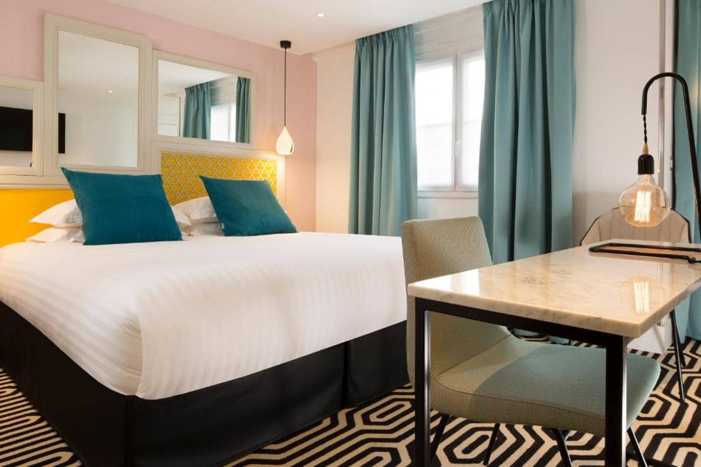 Hotel-Haussmann-Saint-Augustin-Room-5