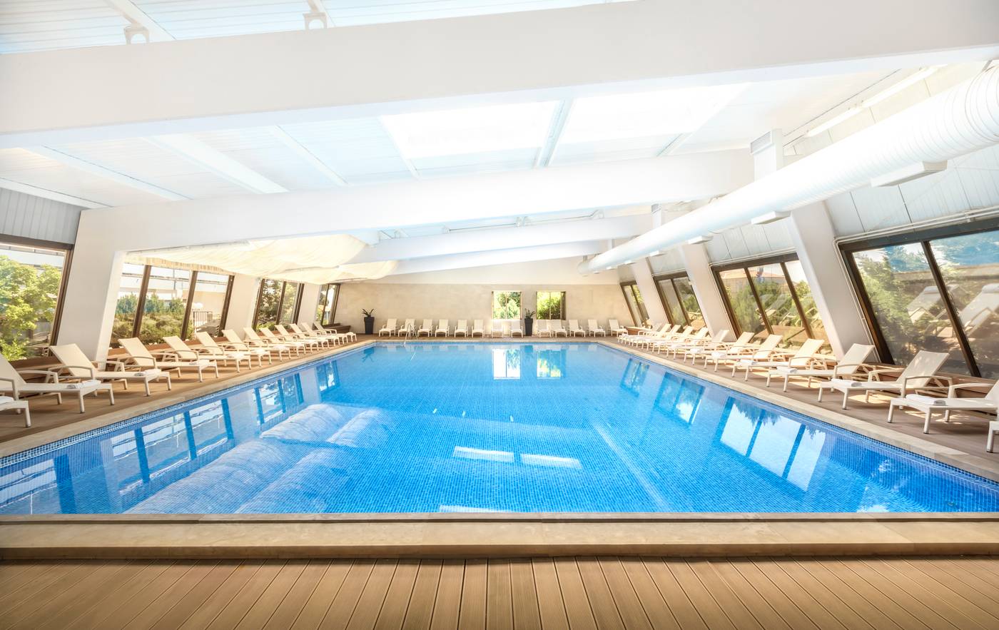 Remisens-Hotel-Marina-Pool-36