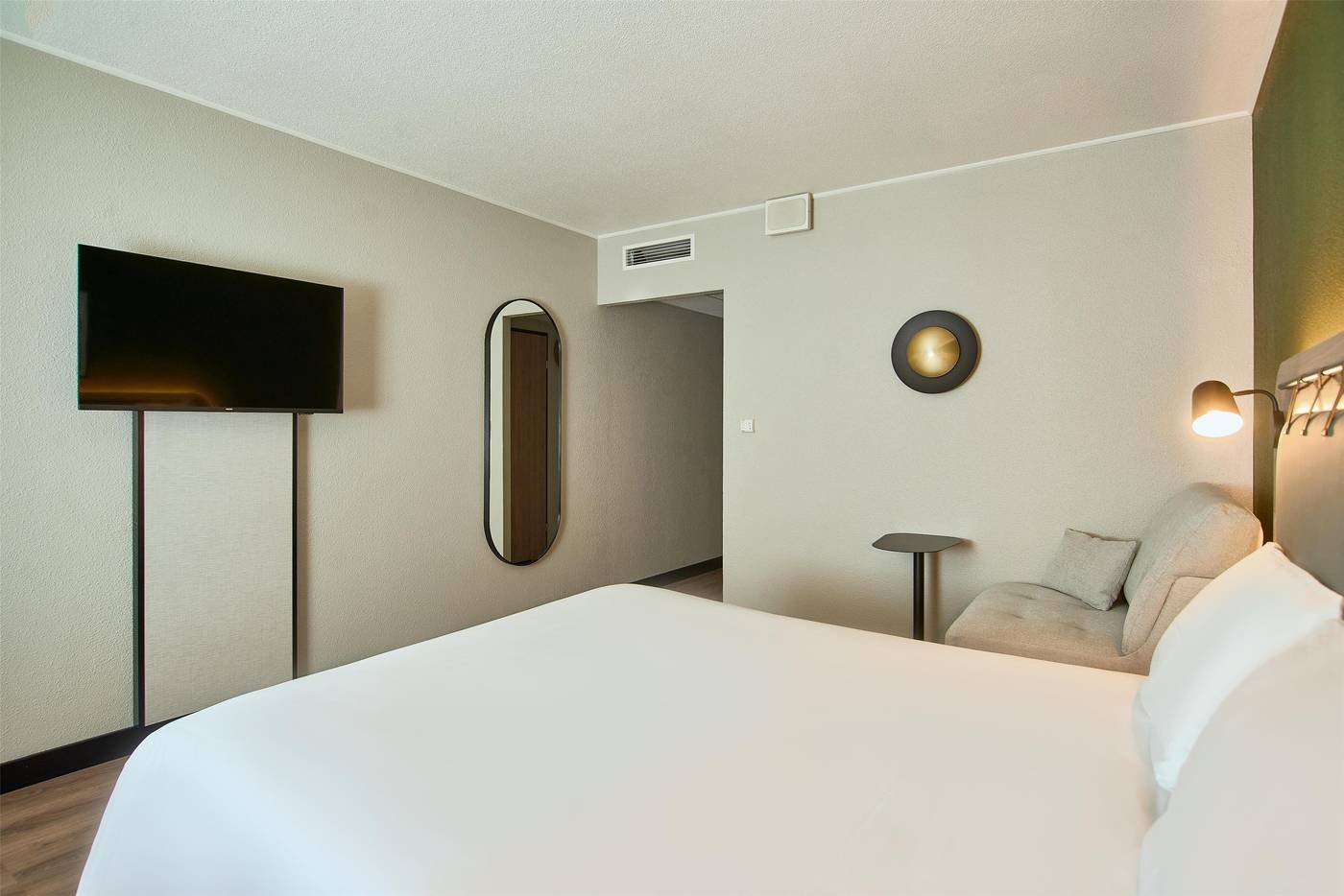 Campanile-Krakow-Old-Town-Room-35