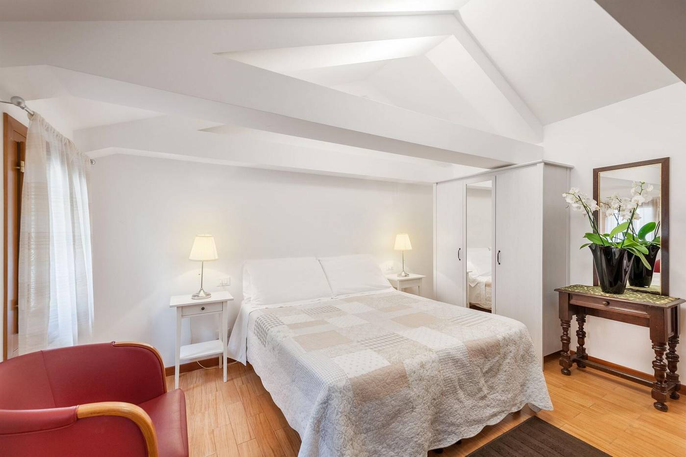 Hotel-Montecarlo-Room-31