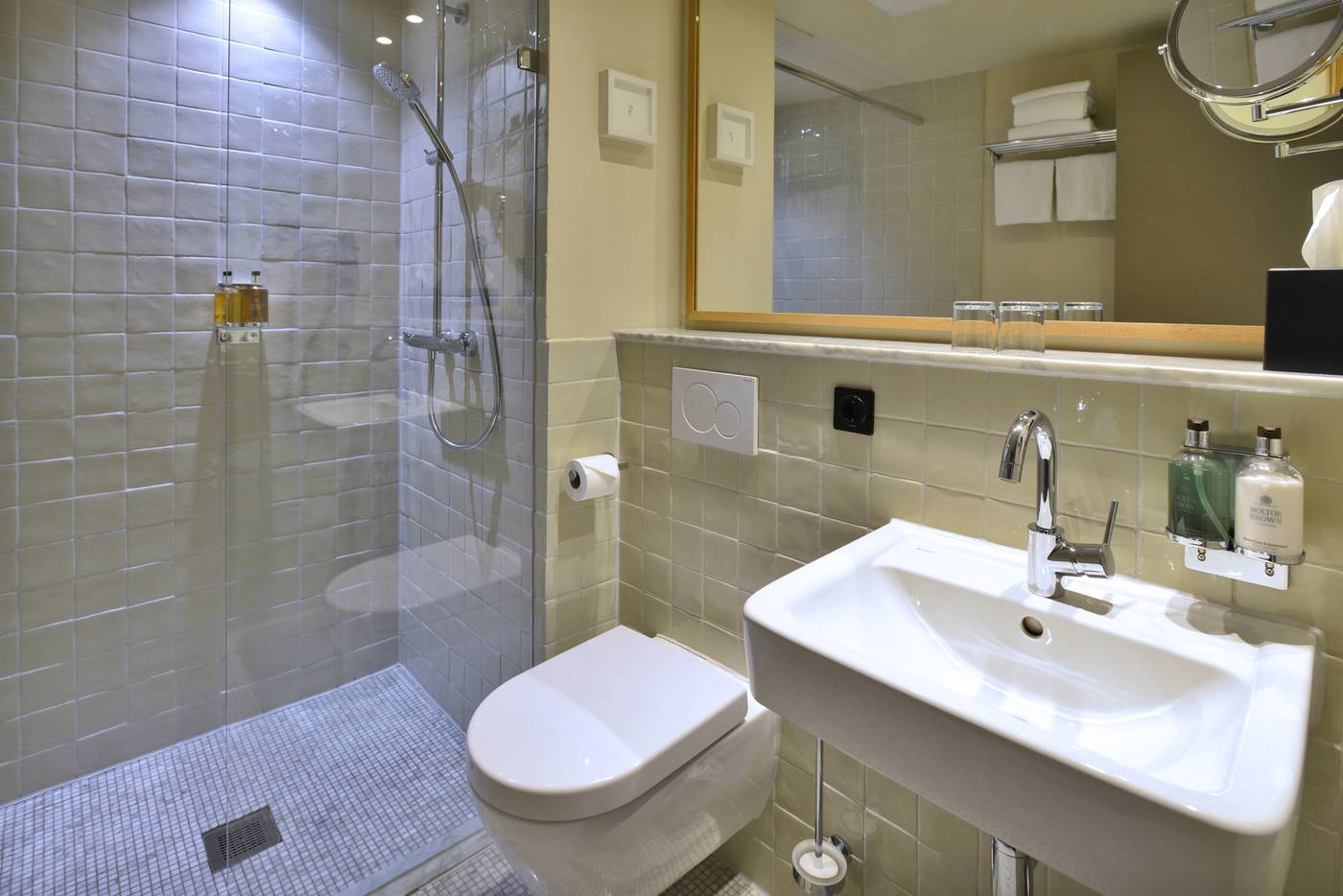 Monbijou-Hotel-Room-33