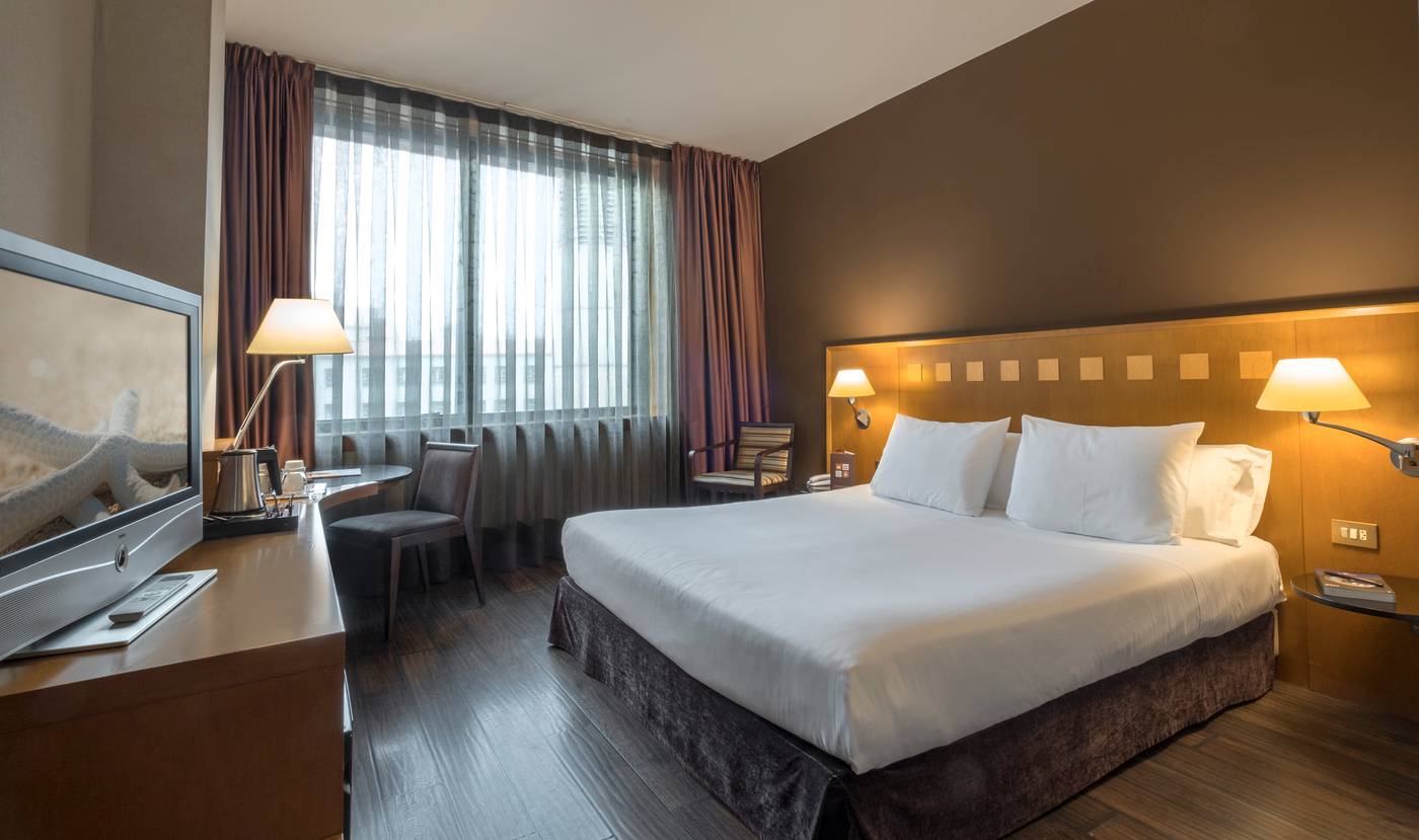Carlemany-Spain-GIRONA-Room-10