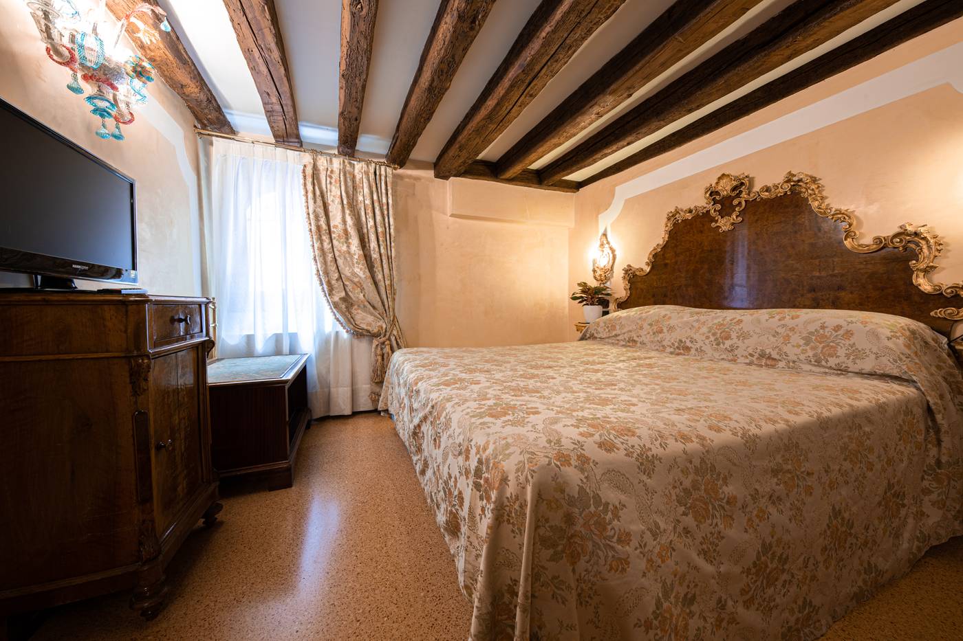 Hotel-San-Moise-Room-26