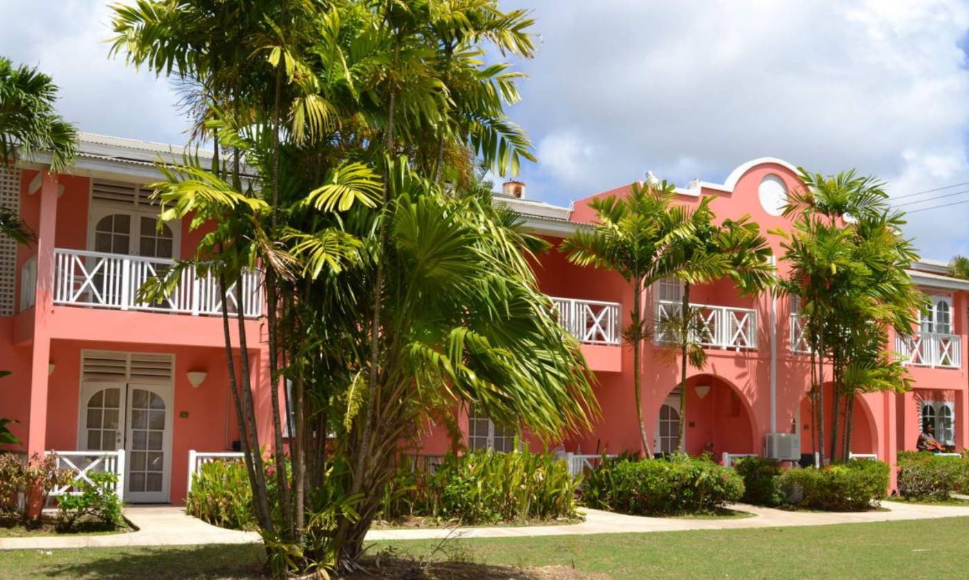 Dover Beach Hotel in